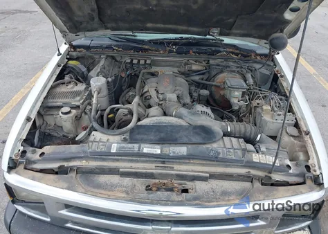 1995 Chevrolet S Truck S10 из США, поврежденный, VIN 1GCDT19WXS8129972